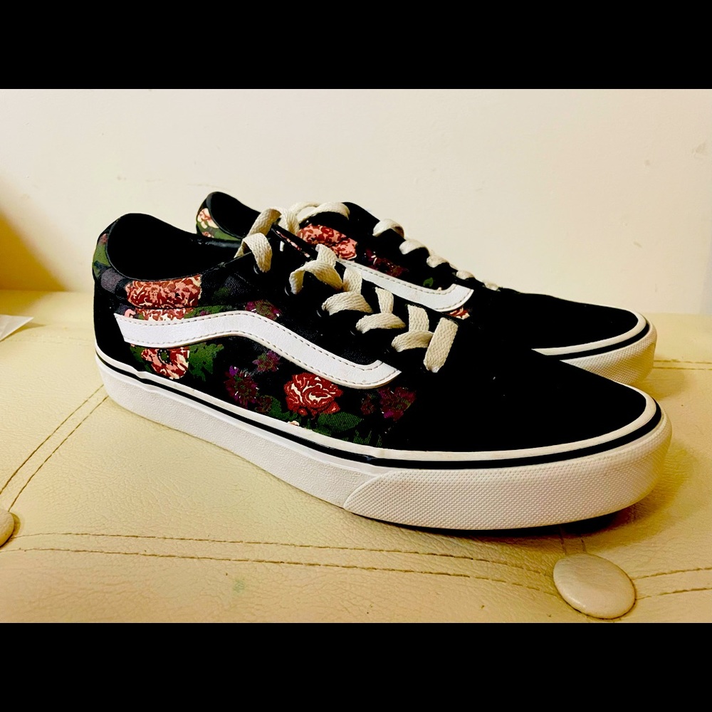 Vans Us Missy Palm Floral women size 8 great one